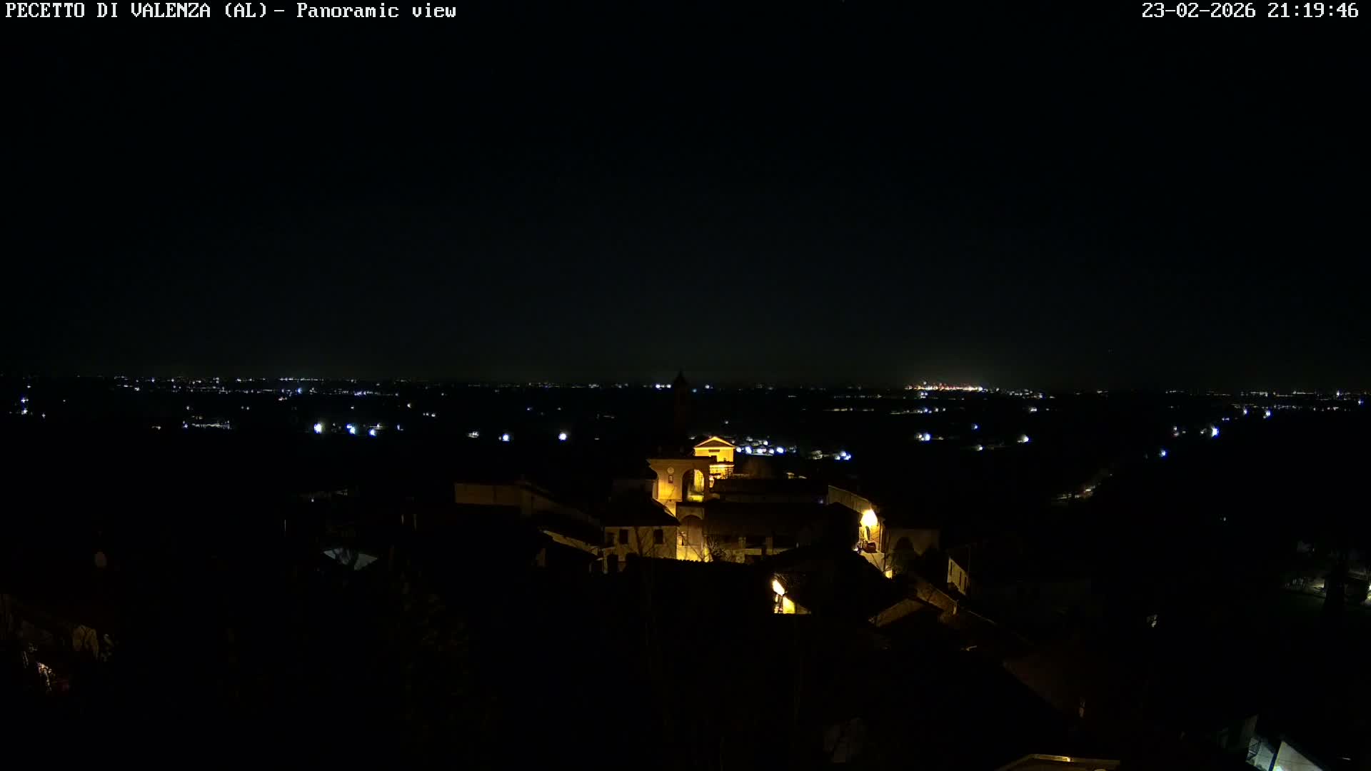 Pecetto di Valenza La Rocca Live Cam - Pecetto di Valenza, Piedmont, Italy