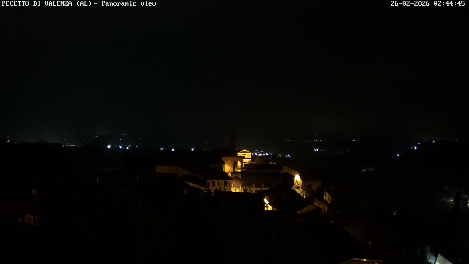 Pecetto di Valenza La Rocca Live Cam - Pecetto di Valenza, Piedmont, Italy