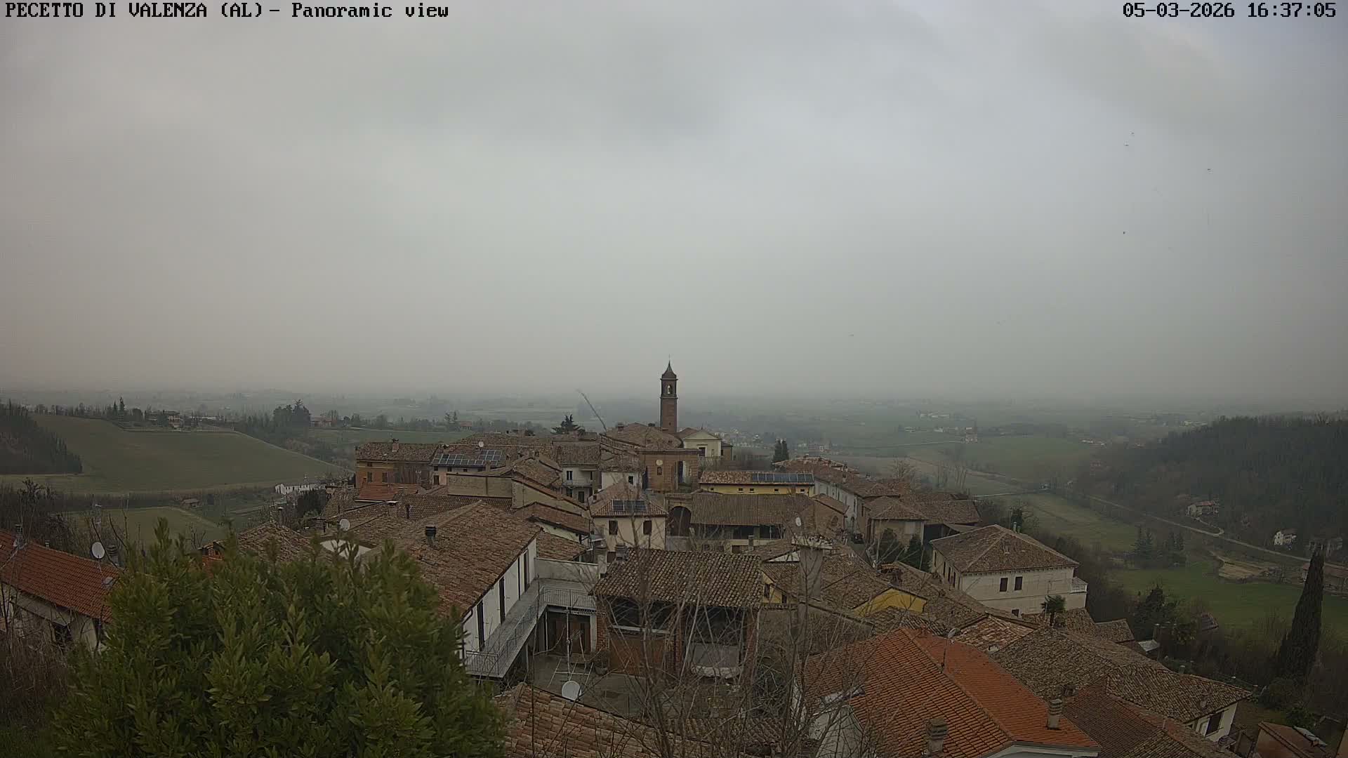 Pecetto di Valenza La Rocca Live Cam - Pecetto di Valenza, Piedmont, Italy