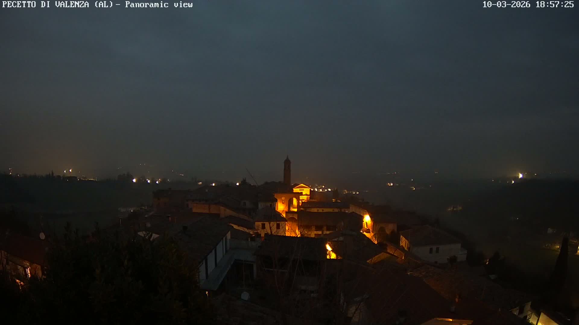 Pecetto di Valenza La Rocca Live Cam - Pecetto di Valenza, Piedmont, Italy