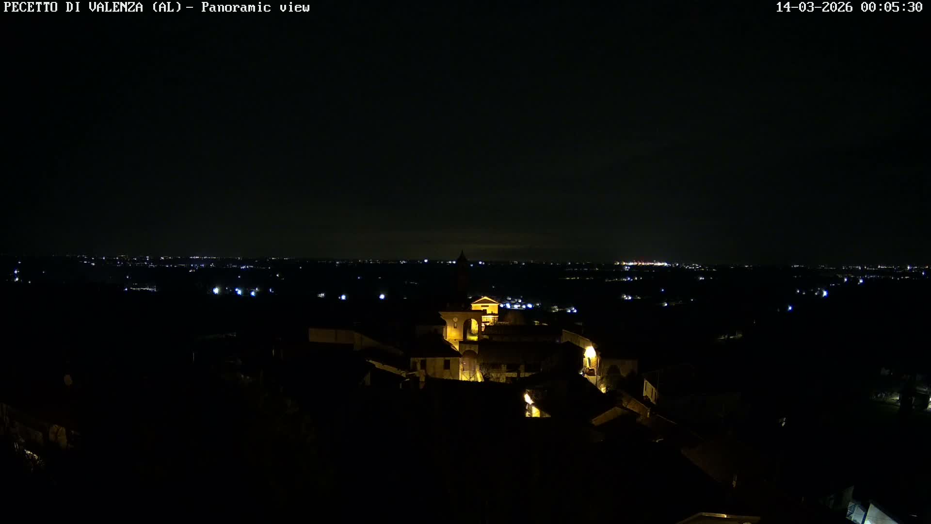 Pecetto di Valenza La Rocca Live Cam - Pecetto di Valenza, Piedmont, Italy