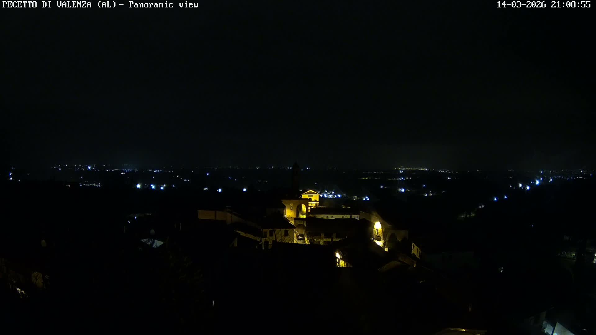 Pecetto di Valenza La Rocca Live Cam - Pecetto di Valenza, Piedmont, Italy