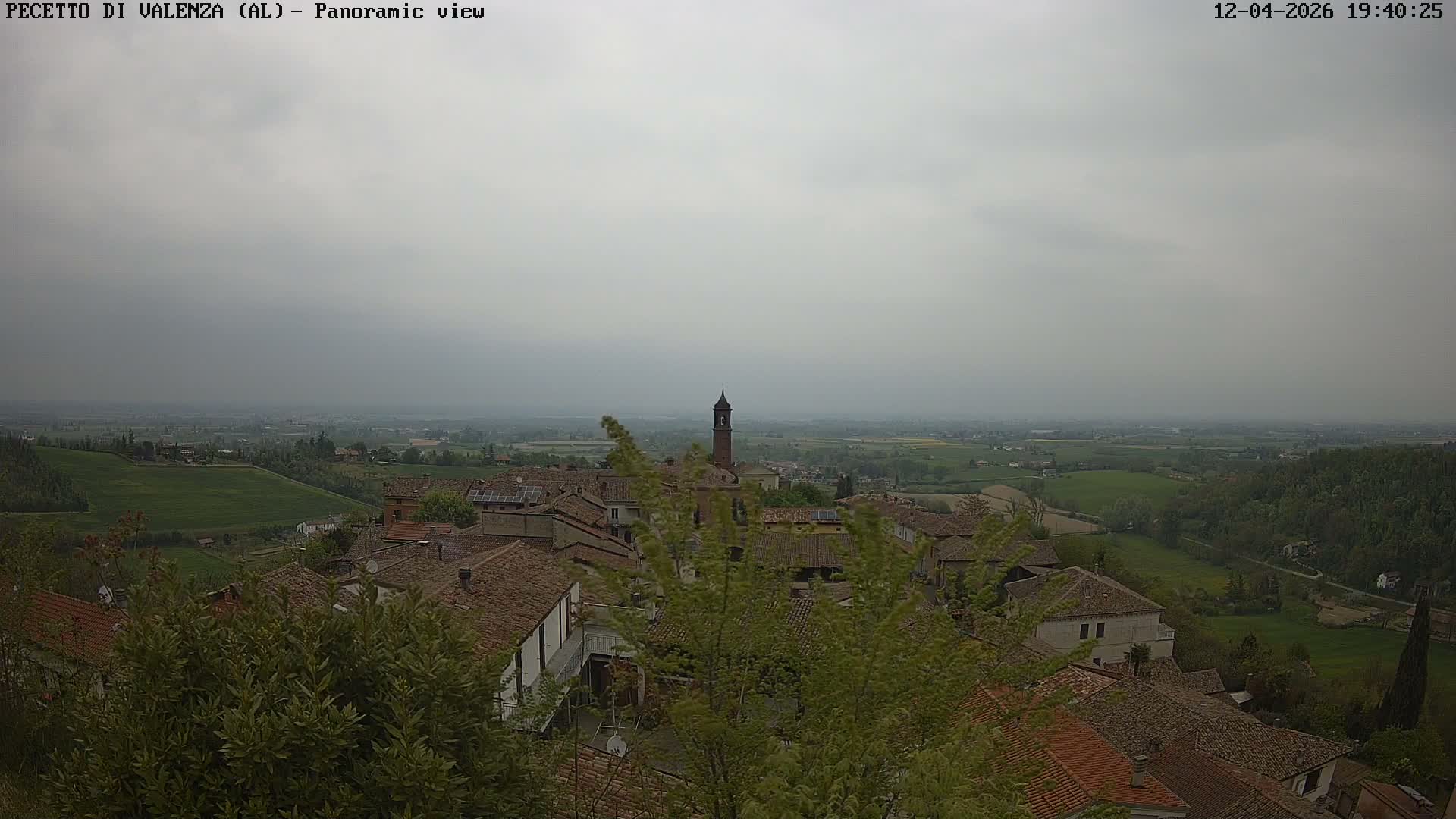 Pecetto di Valenza La Rocca Live Cam - Pecetto di Valenza, Piedmont, Italy