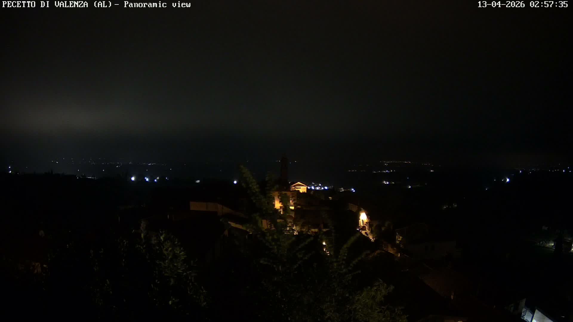 Pecetto di Valenza La Rocca Live Cam - Pecetto di Valenza, Piedmont, Italy
