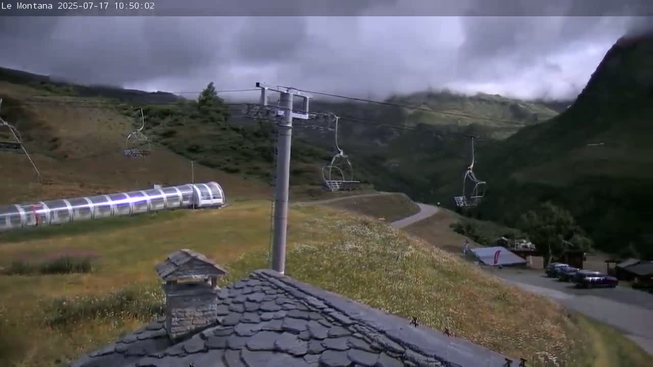 Montvalezan,  La RosièreSki Village & Chalet Le Montana Cottage French Alps Live Cam - Albertville, Savoie, Auvergne-Rhône-Alpes, France