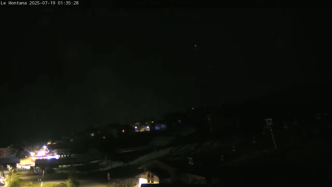 Montvalezan,  La RosièreSki Village & Chalet Le Montana Cottage French Alps Live Cam - Albertville, Savoie, Auvergne-Rhône-Alpes, France