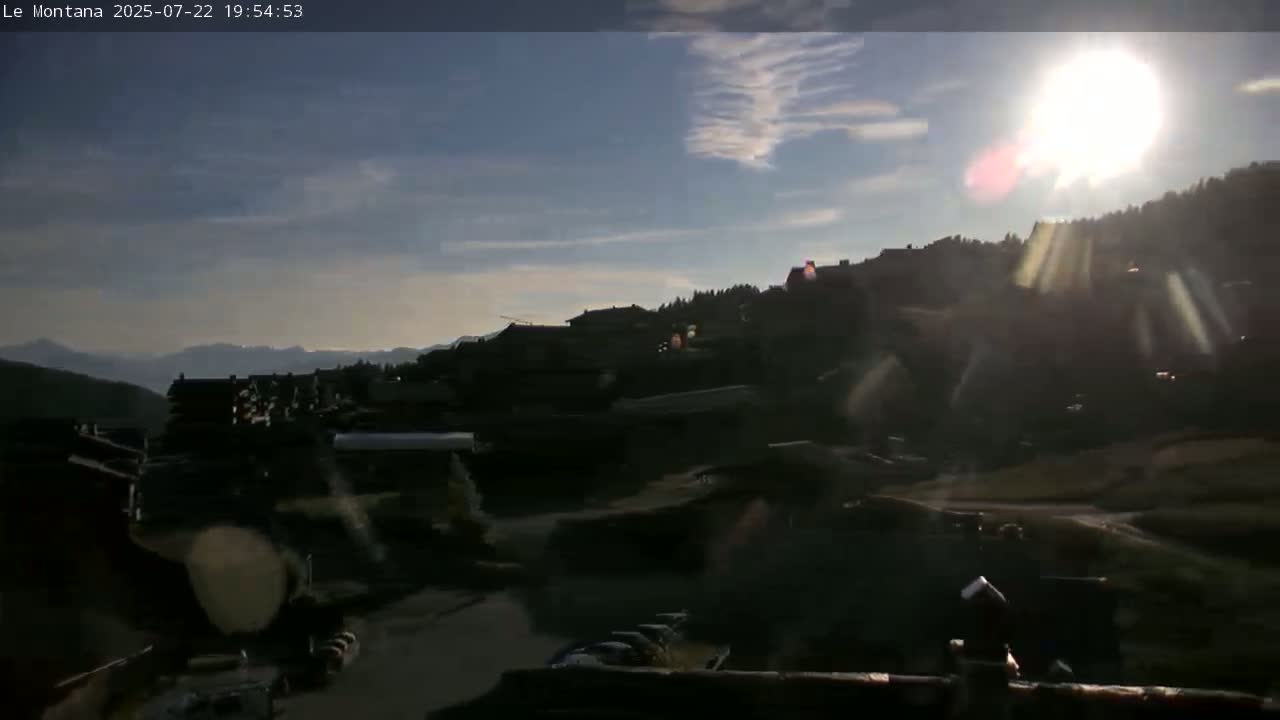 Montvalezan,  La RosièreSki Village & Chalet Le Montana Cottage French Alps Live Cam - Albertville, Savoie, Auvergne-Rhône-Alpes, France