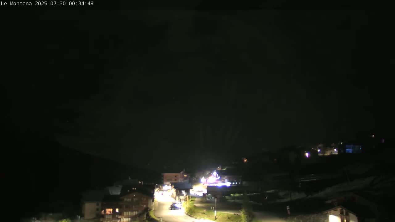 Montvalezan,  La RosièreSki Village & Chalet Le Montana Cottage French Alps Live Cam - Albertville, Savoie, Auvergne-Rhône-Alpes, France