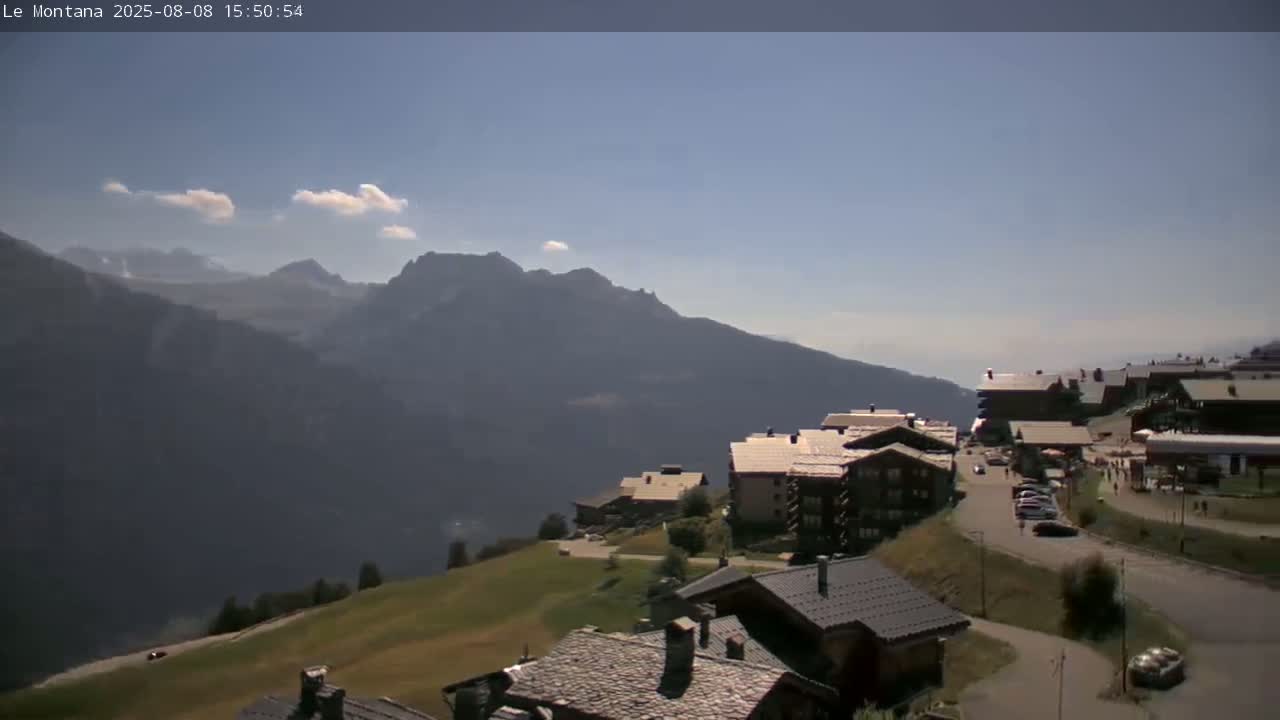 Montvalezan,  La Rosière Ski Village & Chalet Le Montana Cottage French Alps Live Cam - Albertville, Savoie, Auvergne-Rhône-Alpes, France
