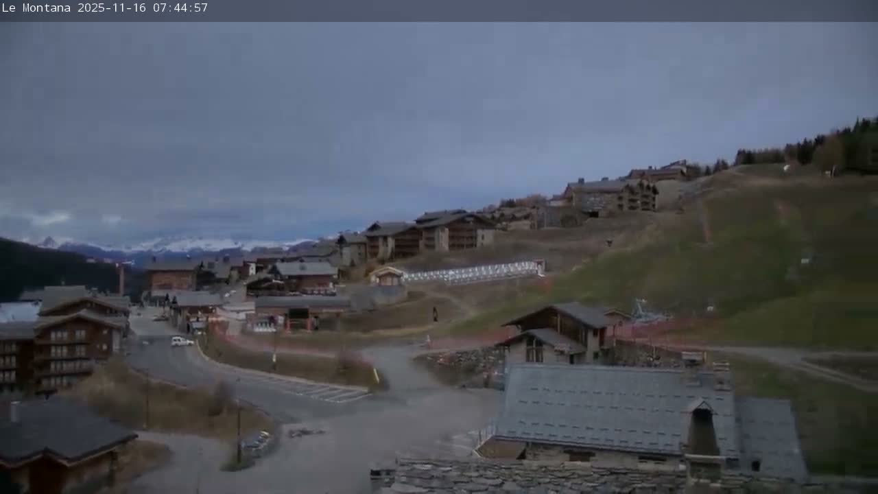 Montvalezan,  La Rosière Ski Village & Chalet Le Montana Cottage French Alps Live Cam - Albertville, Savoie, Auvergne-Rhône-Alpes, France