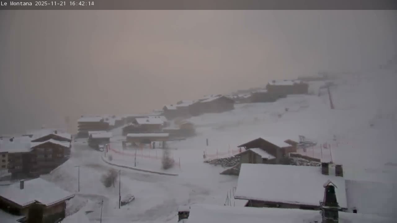 Montvalezan,  La Rosière Ski Village & Chalet Le Montana Cottage French Alps Live Cam - Albertville, Savoie, Auvergne-Rhône-Alpes, France