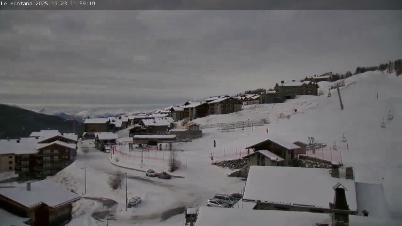 Montvalezan,  La Rosière Ski Village & Chalet Le Montana Cottage French Alps Live Cam - Albertville, Savoie, Auvergne-Rhône-Alpes, France