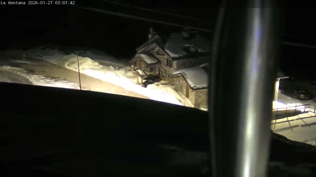 Montvalezan,  La Rosière Ski Village & Chalet Le Montana Cottage French Alps Live Cam - Albertville, Savoie, Auvergne-Rhône-Alpes, France