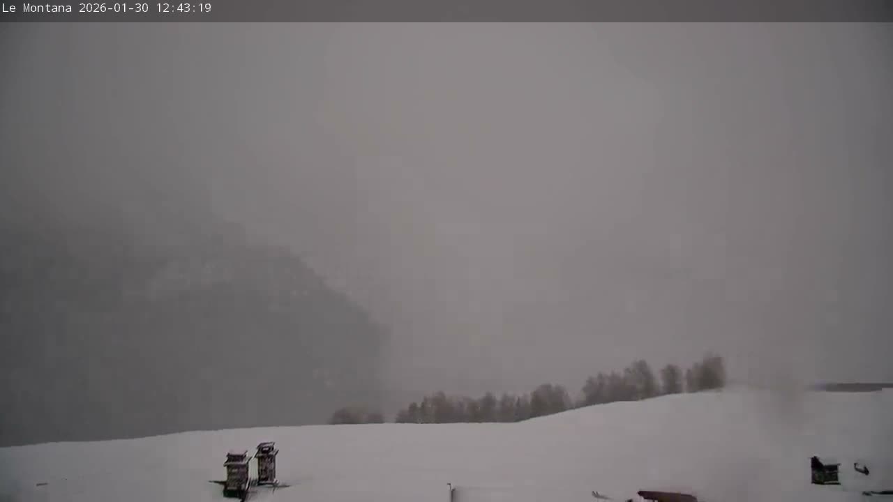 Montvalezan,  La Rosière Ski Village & Chalet Le Montana Cottage French Alps Live Cam - Albertville, Savoie, Auvergne-Rhône-Alpes, France