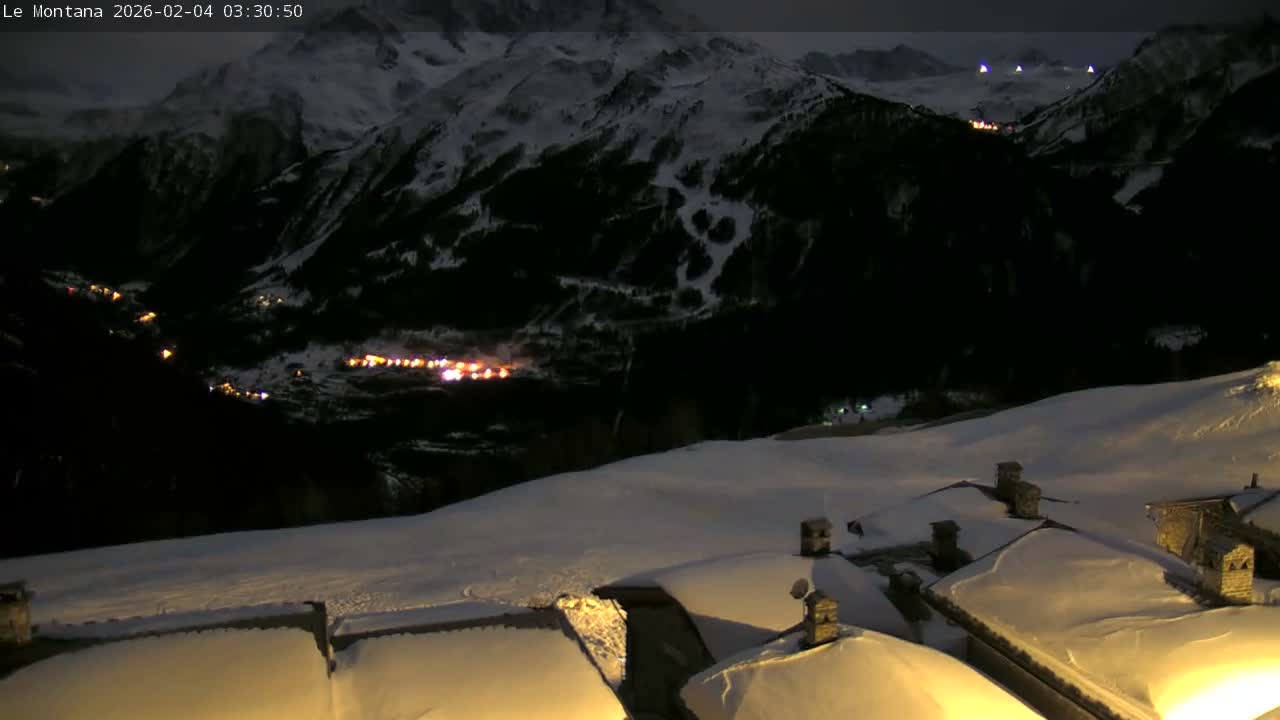 Montvalezan,  La Rosière Ski Village & Chalet Le Montana Cottage French Alps Live Cam - Albertville, Savoie, Auvergne-Rhône-Alpes, France