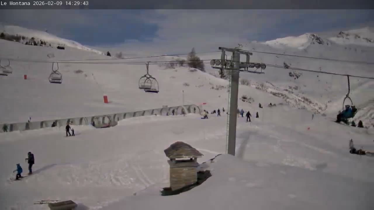 Montvalezan,  La Rosière Ski Village & Chalet Le Montana Cottage French Alps Live Cam - Albertville, Savoie, Auvergne-Rhône-Alpes, France