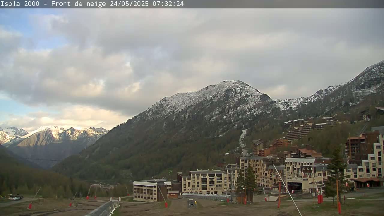 Isola, Isola 2000 Ski Village & Ski Slopes Live Cam - Nice, Alpes-Maritimes, Provence-Alpes-Côte d’Azur, France