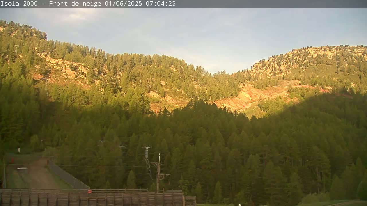 Isola, Isola 2000 Ski Village & Ski Slopes Live Cam - Nice, Alpes-Maritimes, Provence-Alpes-Côte d’Azur, France