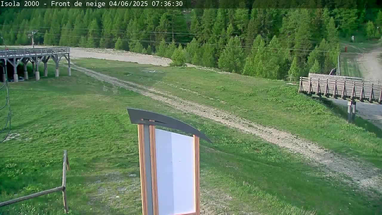 Isola, Isola 2000 Ski Village & Ski Slopes Live Cam - Nice, Alpes-Maritimes, Provence-Alpes-Côte d’Azur, France