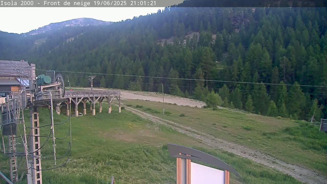 Isola, Isola 2000 Ski Village & Ski Slopes Live Cam - Nice, Alpes-Maritimes, Provence-Alpes-Côte d’Azur, France