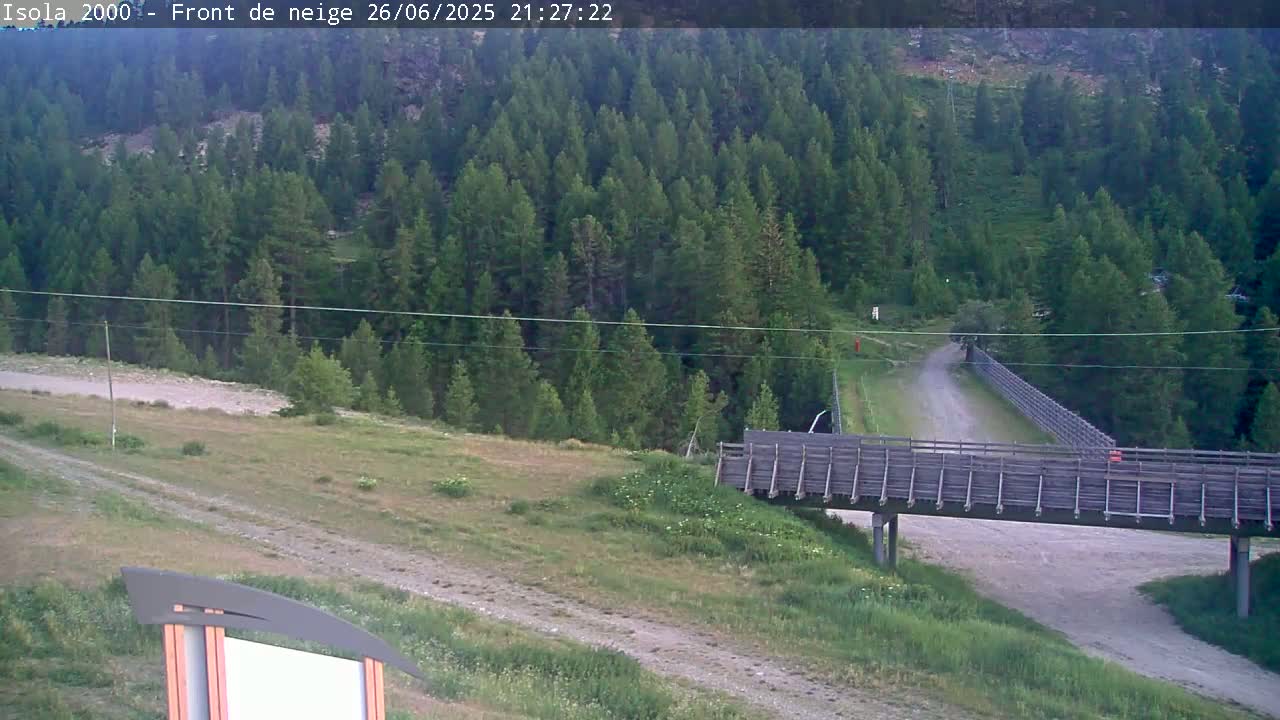 Isola, Isola 2000 Ski Village & Ski Slopes Live Cam - Nice, Alpes-Maritimes, Provence-Alpes-Côte d’Azur, France