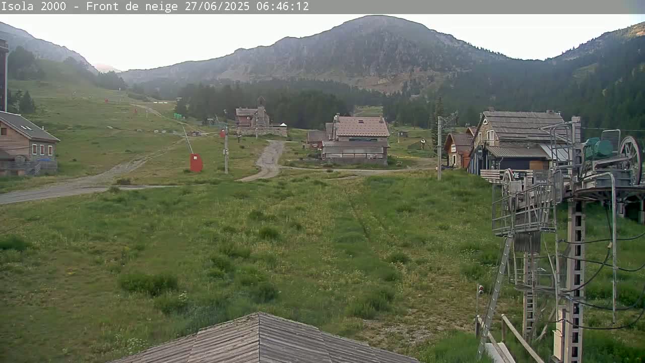 Isola, Isola 2000 Ski Village & Ski Slopes Live Cam - Nice, Alpes-Maritimes, Provence-Alpes-Côte d’Azur, France