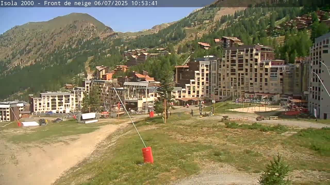 Isola, Isola 2000 Ski Village & Ski Slopes Live Cam - Nice, Alpes-Maritimes, Provence-Alpes-Côte d’Azur, France
