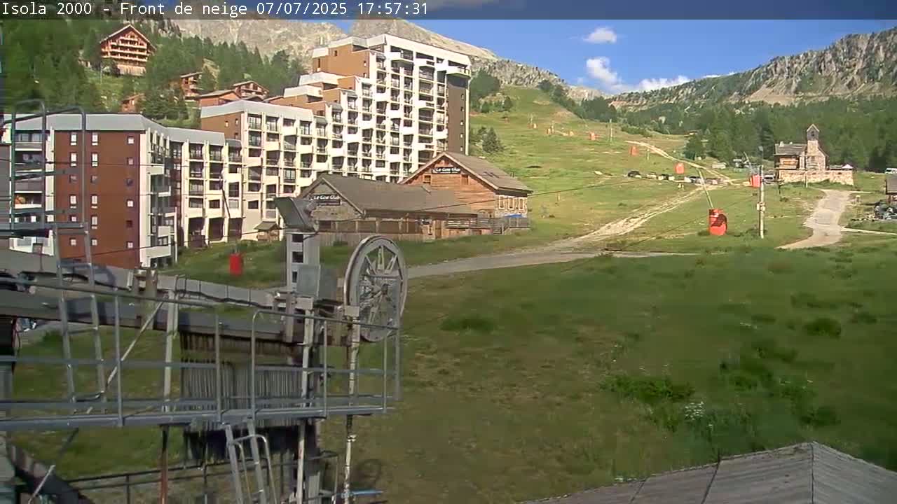 Isola, Isola 2000 Ski Village & Ski Slopes Live Cam - Nice, Alpes-Maritimes, Provence-Alpes-Côte d’Azur, France