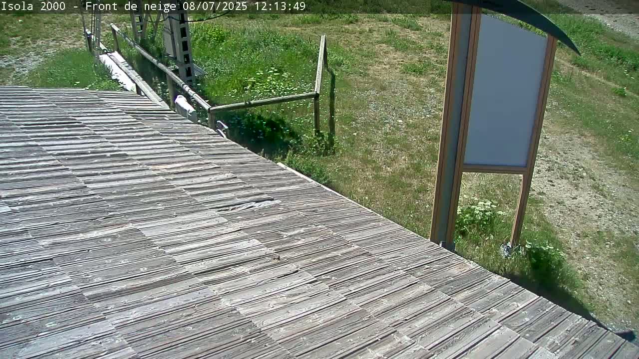 Isola, Isola 2000 Ski Village & Ski Slopes Live Cam - Nice, Alpes-Maritimes, Provence-Alpes-Côte d’Azur, France