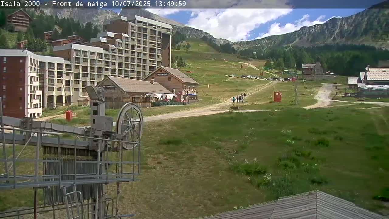 Isola, Isola 2000 Ski Village & Ski Slopes Live Cam - Nice, Alpes-Maritimes, Provence-Alpes-Côte d’Azur, France