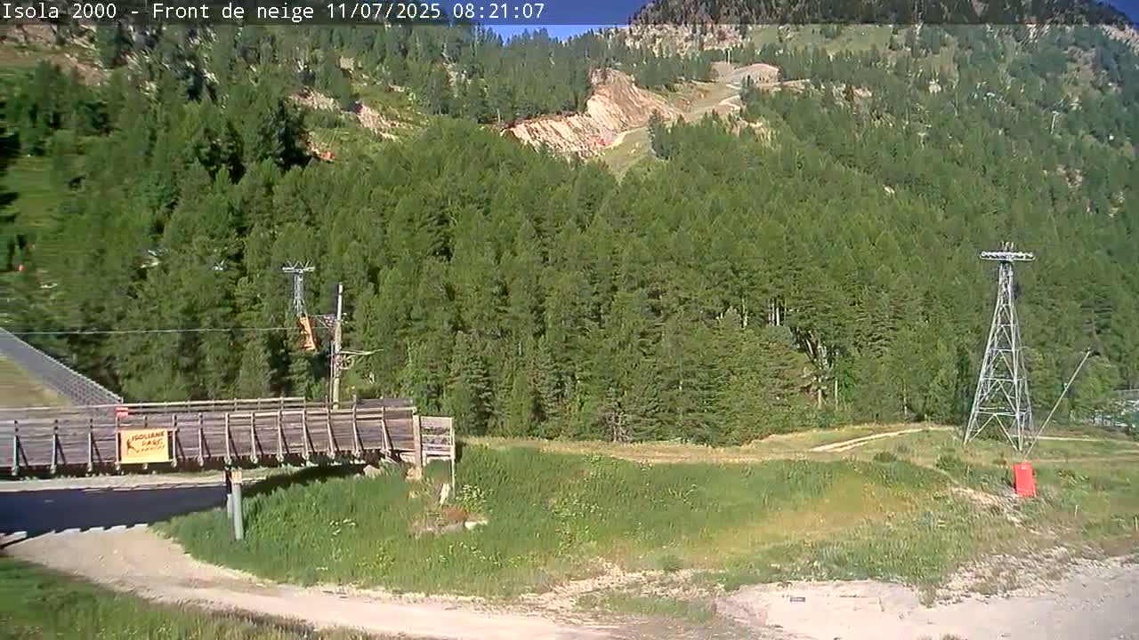 Isola, Isola 2000 Ski Village & Ski Slopes Live Cam - Nice, Alpes-Maritimes, Provence-Alpes-Côte d’Azur, France