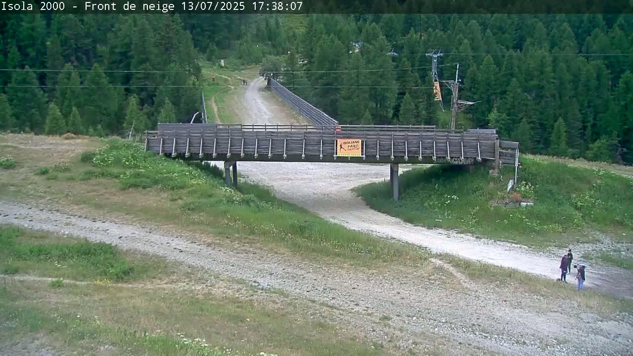 Isola, Isola 2000 Ski Village & Ski Slopes Live Cam - Nice, Alpes-Maritimes, Provence-Alpes-Côte d’Azur, France