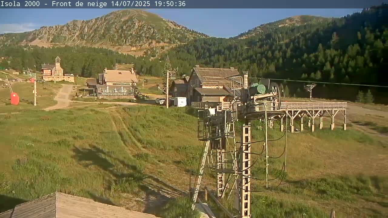 Isola, Isola 2000 Ski Village & Ski Slopes Live Cam - Nice, Alpes-Maritimes, Provence-Alpes-Côte d’Azur, France