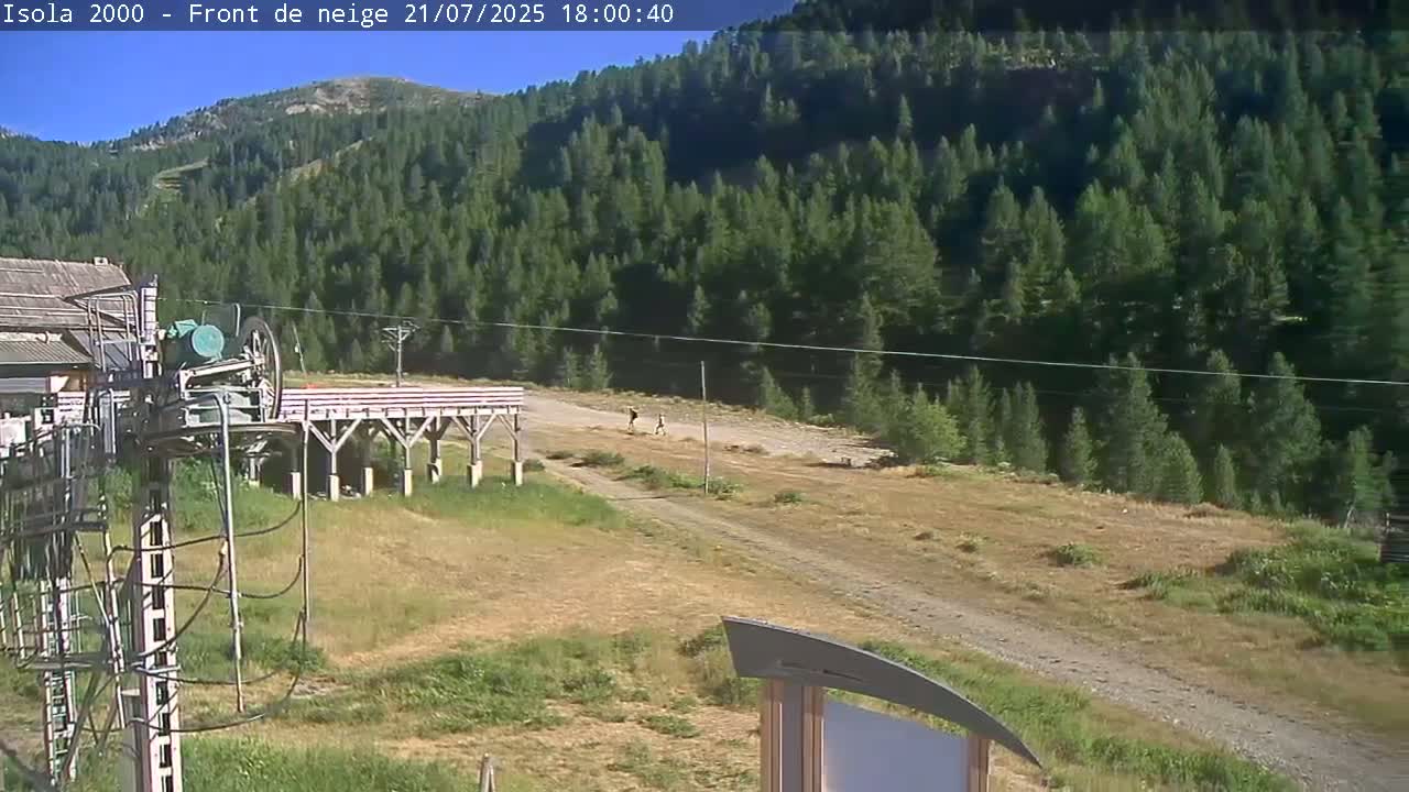Isola, Isola 2000 Ski Village & Ski Slopes Live Cam - Nice, Alpes-Maritimes, Provence-Alpes-Côte d’Azur, France