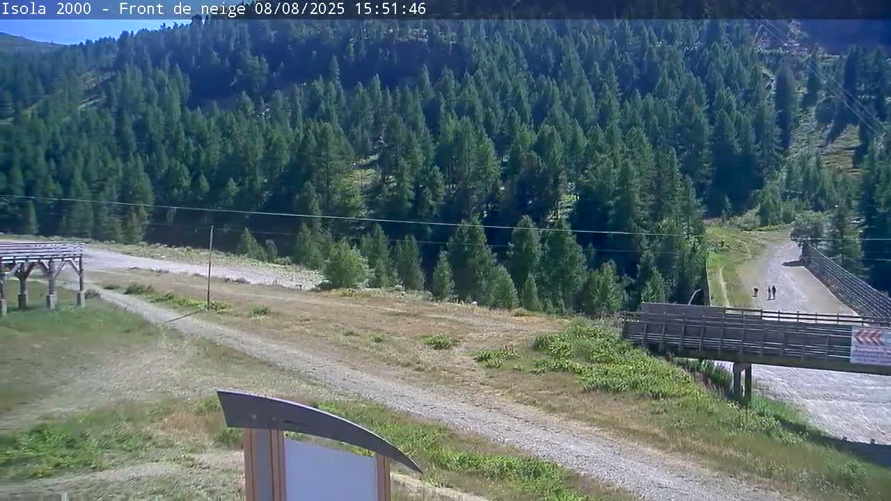 Isola, Isola 2000 Ski Village & Ski Slopes Live Cam - Nice, Alpes-Maritimes, Provence-Alpes-Côte d’Azur, France