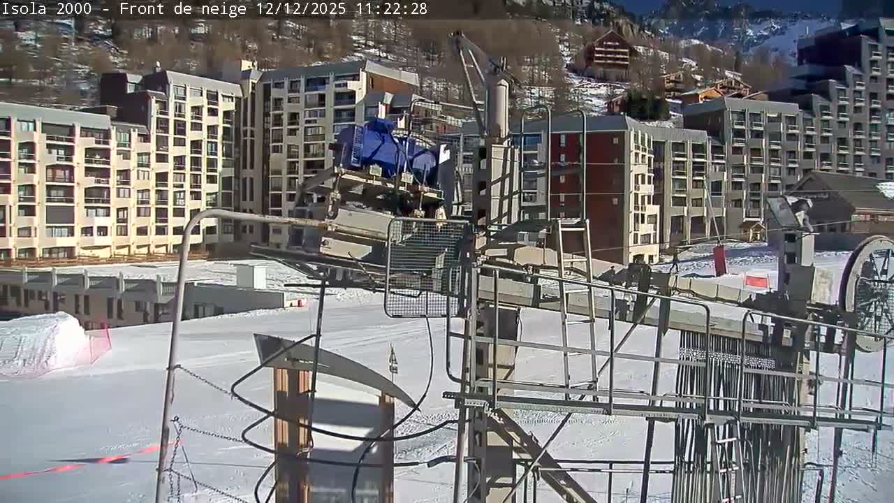 Isola, Isola 2000 Ski Village & Ski Slopes Live Cam - Nice, Alpes-Maritimes, Provence-Alpes-Côte d’Azur, France