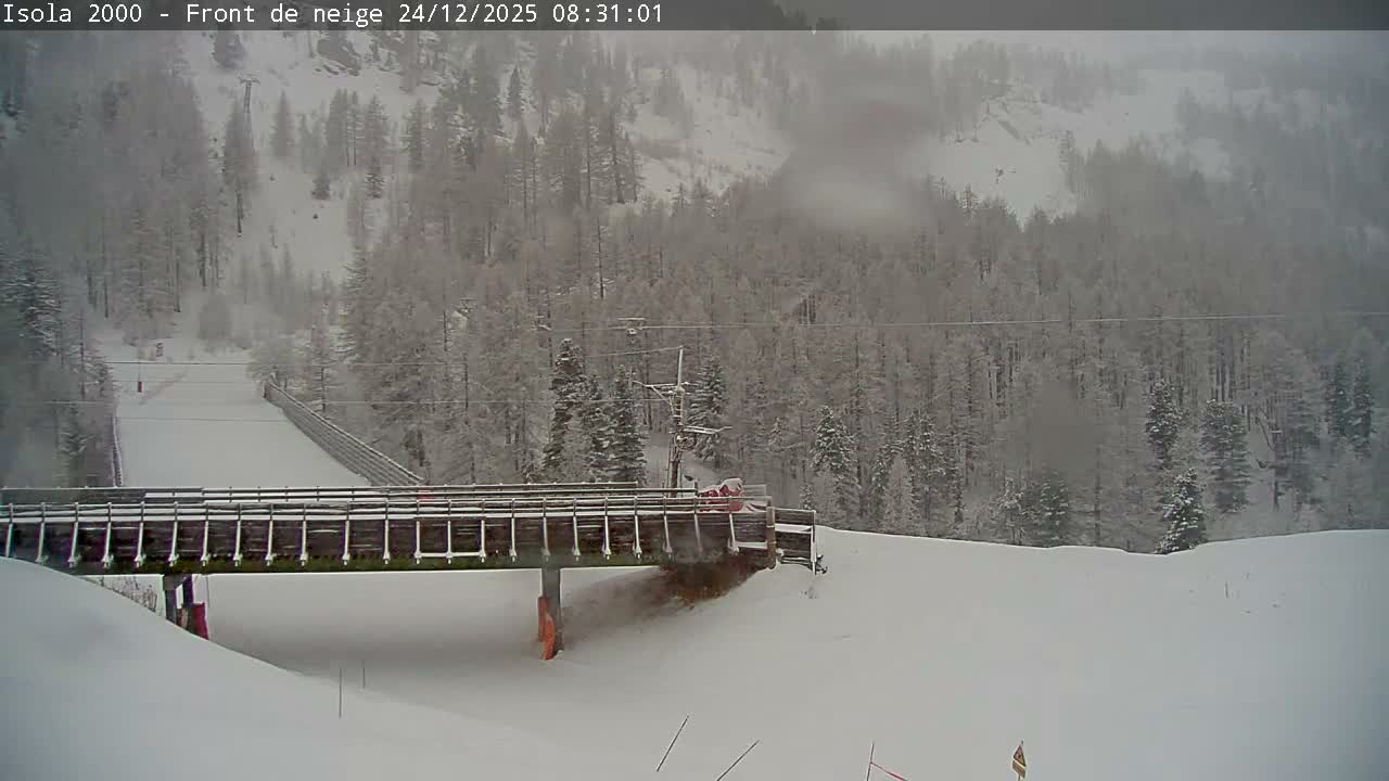 Isola, Isola 2000 Ski Village & Ski Slopes Live Cam - Nice, Alpes-Maritimes, Provence-Alpes-Côte d’Azur, France