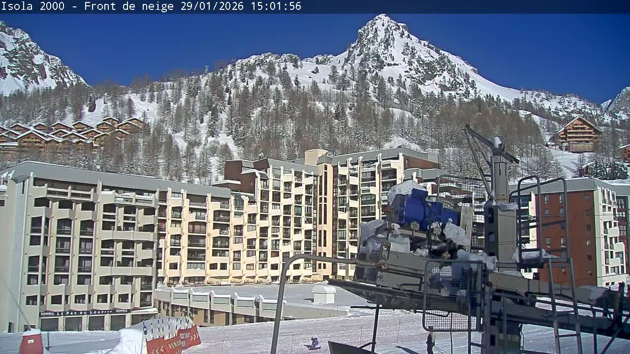 Isola, Isola 2000 Ski Village & Ski Slopes Live Cam - Nice, Alpes-Maritimes, Provence-Alpes-Côte d’Azur, France