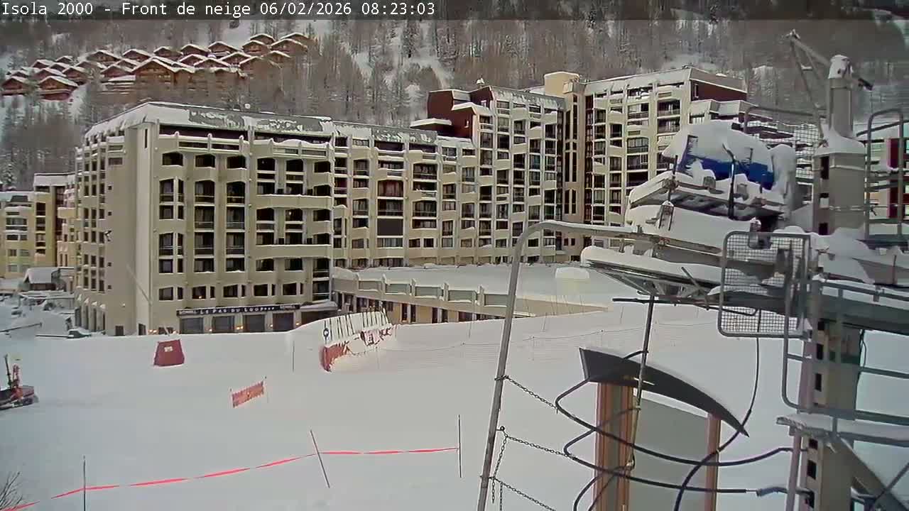 Isola, Isola 2000 Ski Village & Ski Slopes Live Cam - Nice, Alpes-Maritimes, Provence-Alpes-Côte d’Azur, France