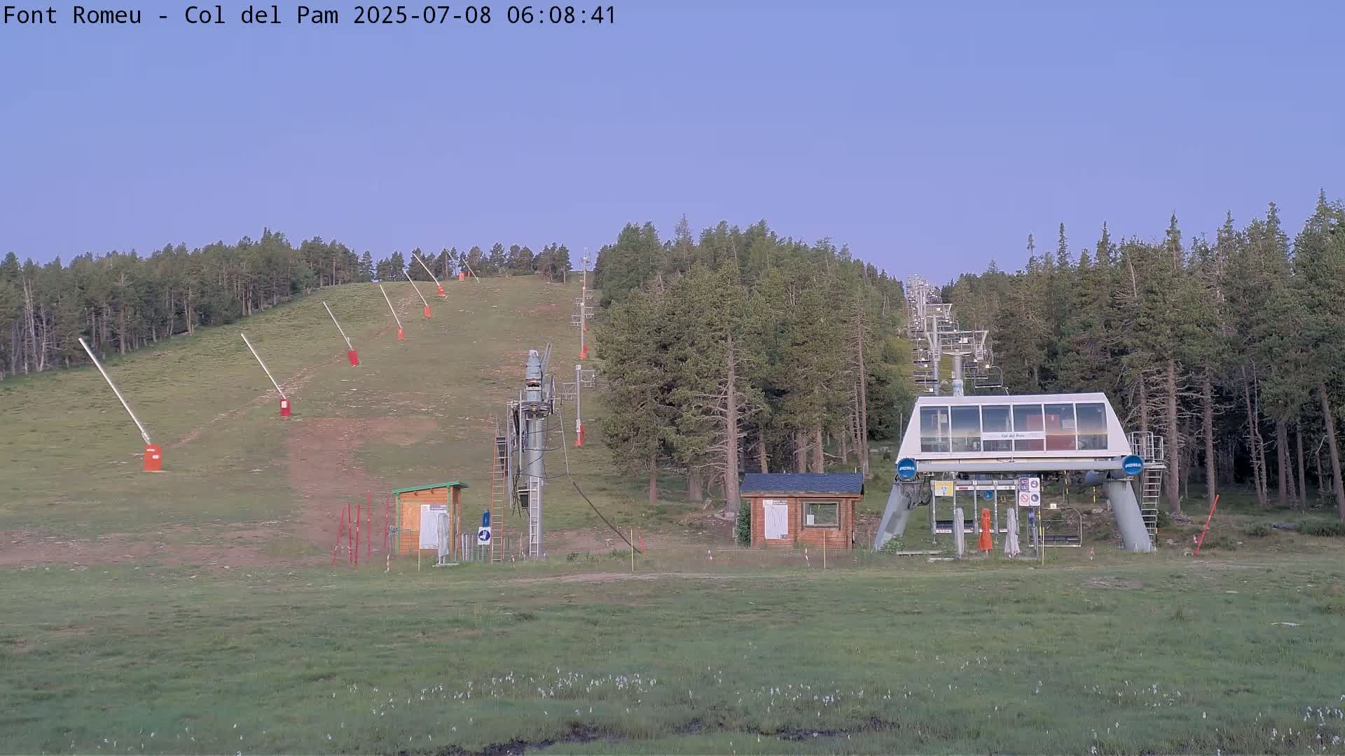 Font Romeu,  Col del Pam Neck Ski Slope & Charmlift Live Cam - Prades, Pyrenees-Orientales, Occitanie, France