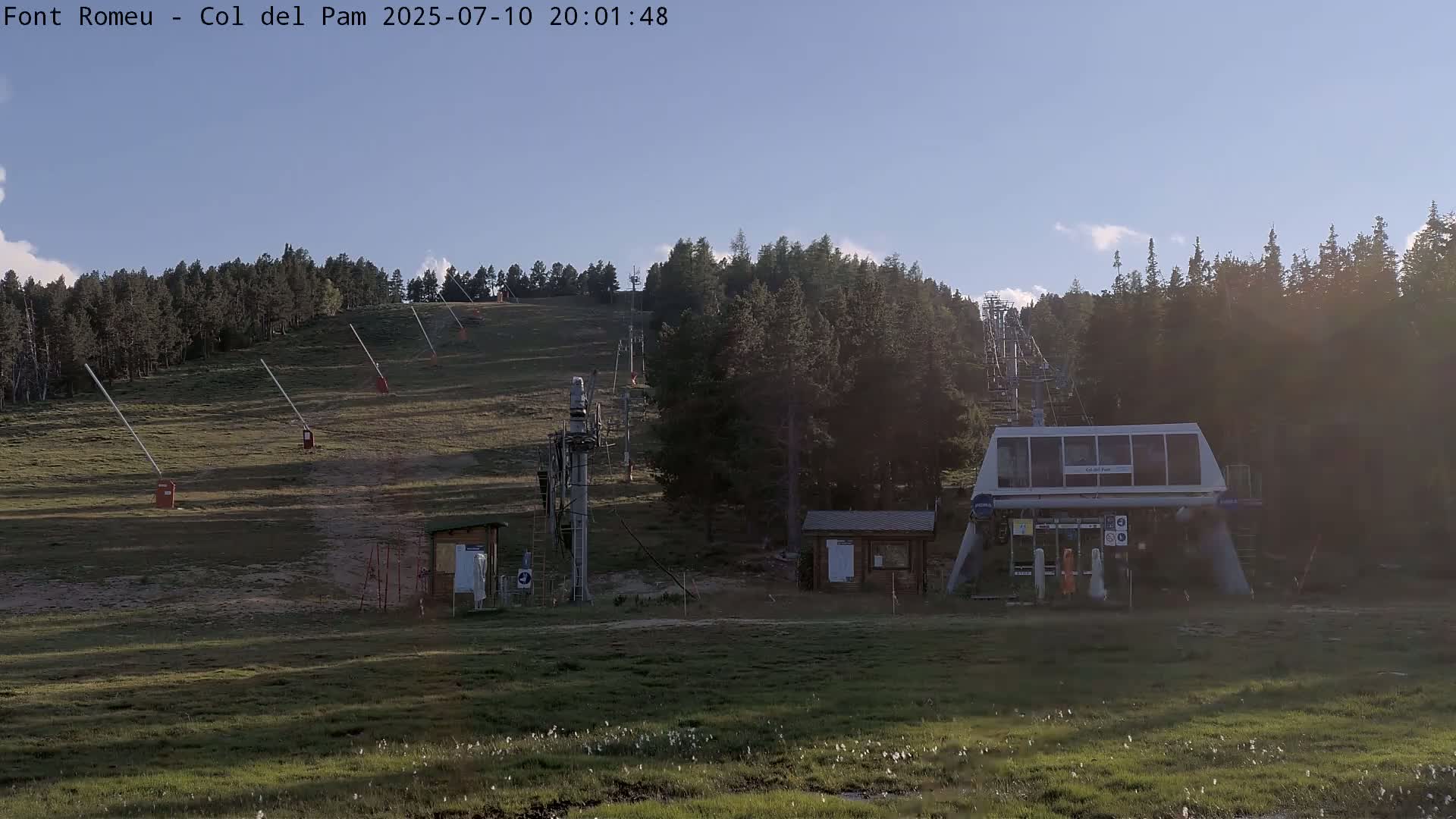 Font Romeu,  Col del Pam Neck Ski Slope & Charmlift Live Cam - Prades, Pyrenees-Orientales, Occitanie, France