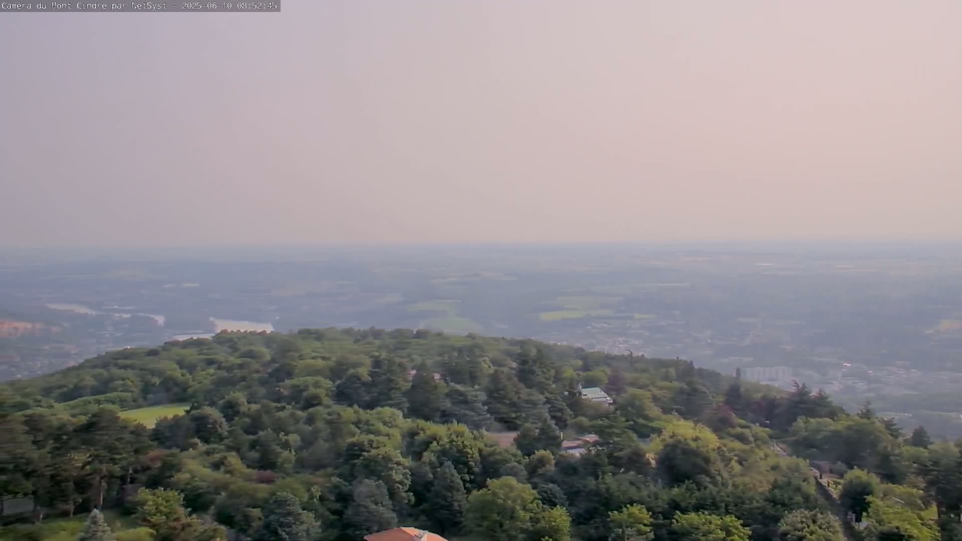 Lyon Skyline from Saint-Cyr-au-Mont-d'Or Mont Cindre Live Cam - Lyon, Métropole de Lyon, Auvergne-Rhône-Alpes, France
