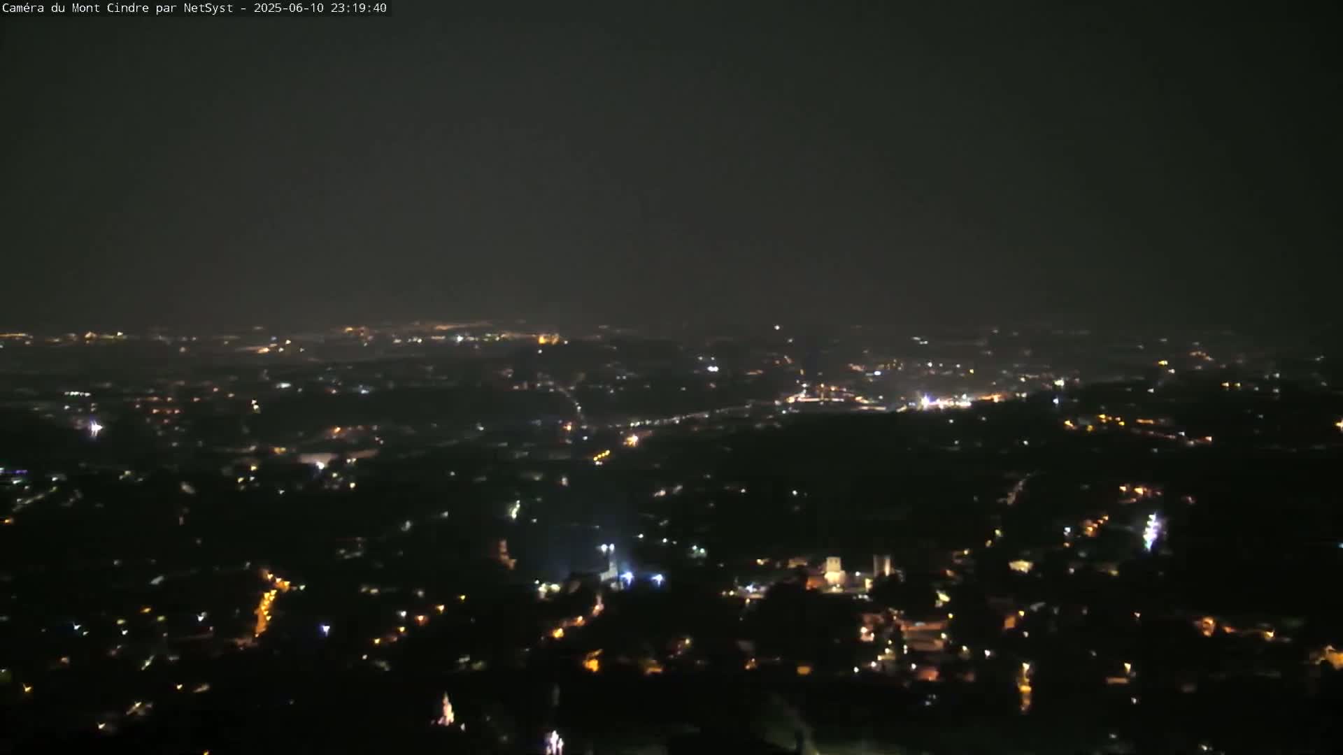 Lyon Skyline from Saint-Cyr-au-Mont-d'Or Mont Cindre Live Cam - Lyon, Métropole de Lyon, Auvergne-Rhône-Alpes, France