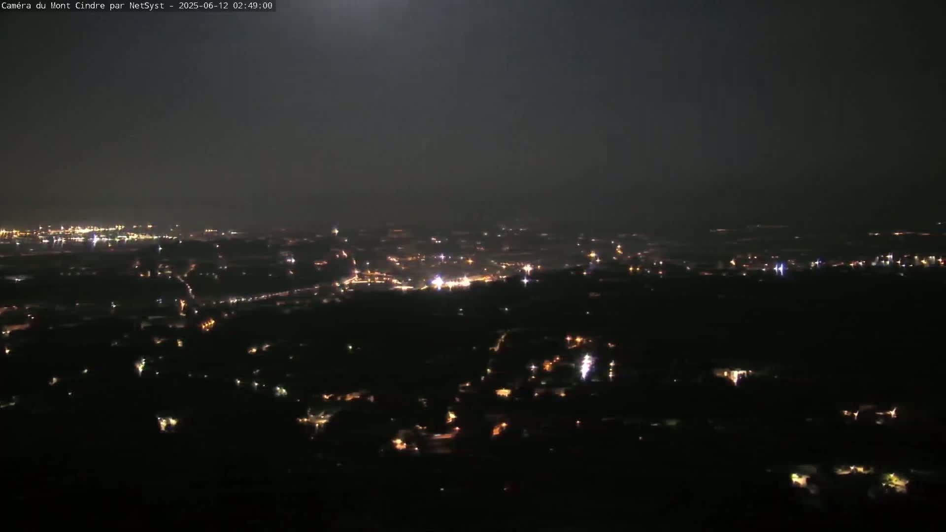 Lyon Skyline from Saint-Cyr-au-Mont-d'Or Mont Cindre Live Cam - Lyon, Métropole de Lyon, Auvergne-Rhône-Alpes, France