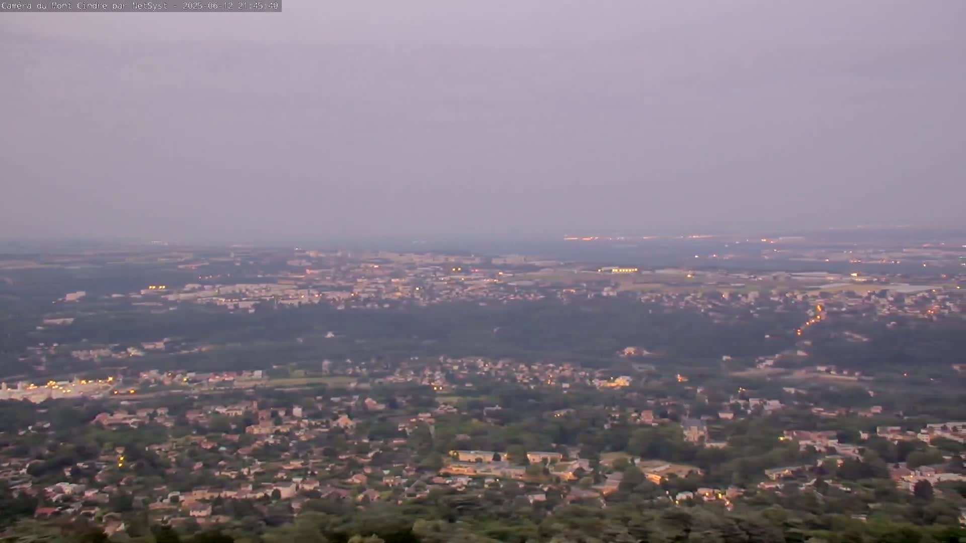 Lyon Skyline from Saint-Cyr-au-Mont-d'Or Mont Cindre Live Cam - Lyon, Métropole de Lyon, Auvergne-Rhône-Alpes, France