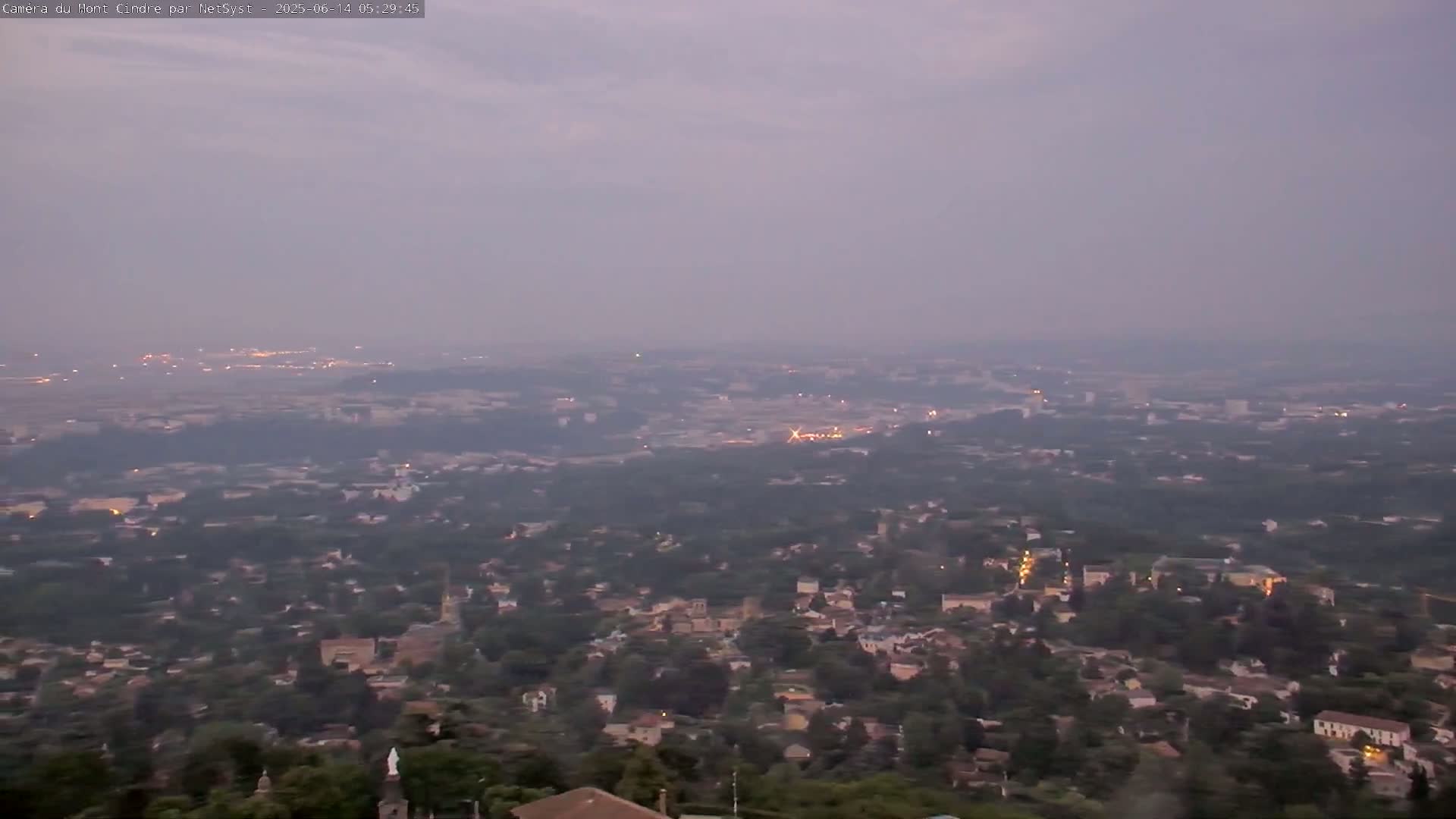Lyon Skyline from Saint-Cyr-au-Mont-d'Or Mont Cindre Live Cam - Lyon, Métropole de Lyon, Auvergne-Rhône-Alpes, France