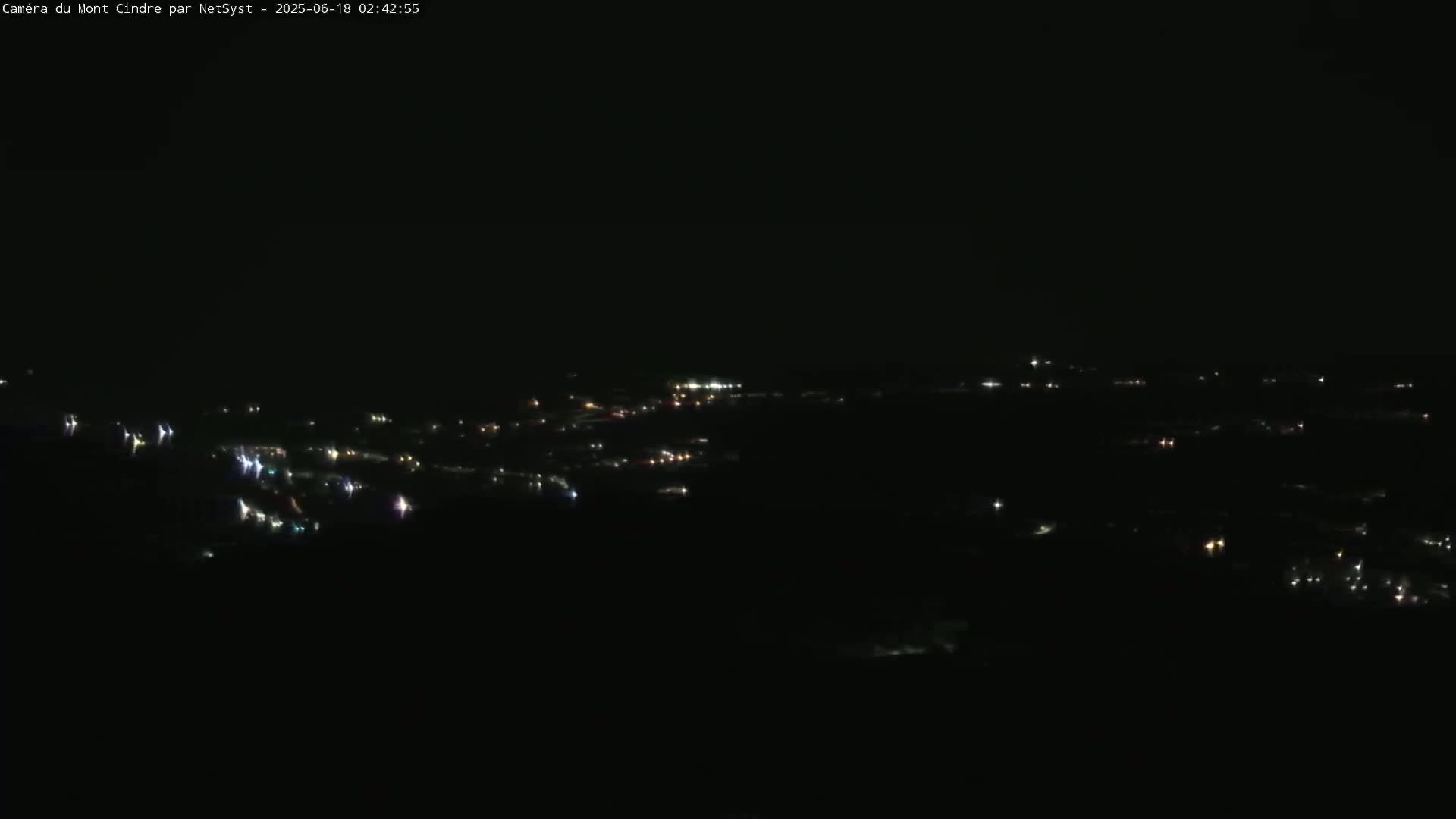 Lyon Skyline from Saint-Cyr-au-Mont-d'Or Mont Cindre Live Cam - Lyon, Métropole de Lyon, Auvergne-Rhône-Alpes, France