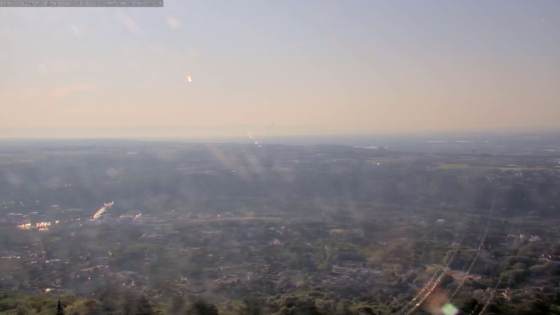 Lyon Skyline from Saint-Cyr-au-Mont-d'Or Mont Cindre Live Cam - Lyon, Métropole de Lyon, Auvergne-Rhône-Alpes, France