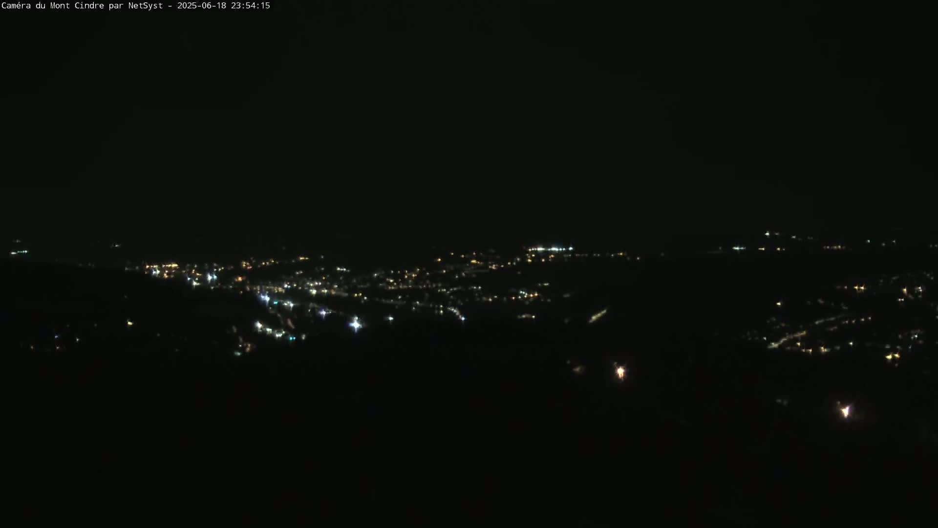 Lyon Skyline from Saint-Cyr-au-Mont-d'Or Mont Cindre Live Cam - Lyon, Métropole de Lyon, Auvergne-Rhône-Alpes, France