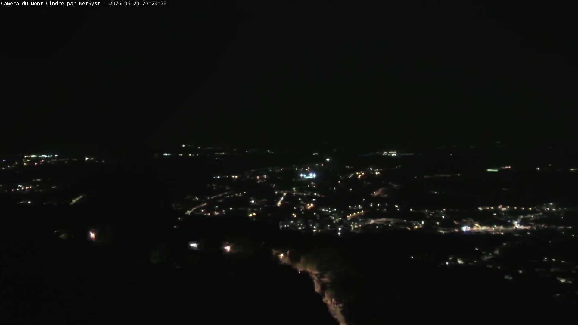 Lyon Skyline from Saint-Cyr-au-Mont-d'Or Mont Cindre Live Cam - Lyon, Métropole de Lyon, Auvergne-Rhône-Alpes, France